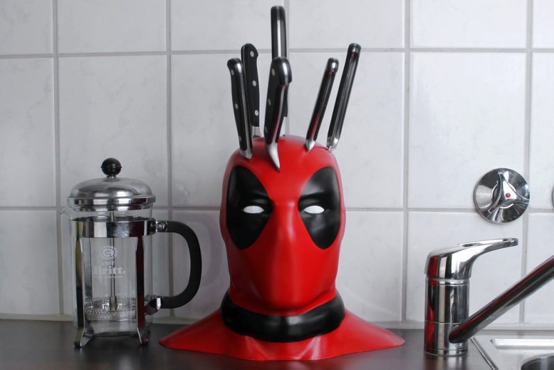 3D Printed Deadpool Knife Block